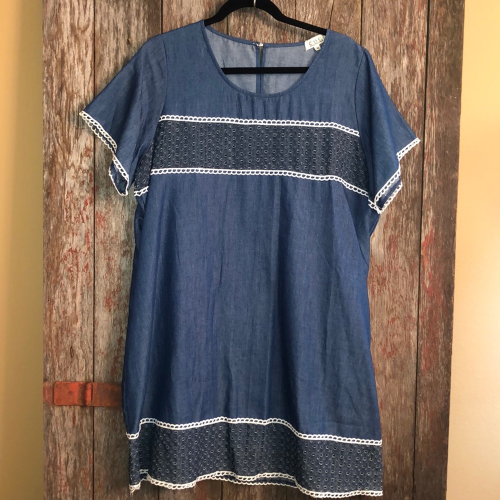 Denim dress with detail
